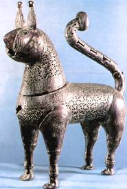 1th-or-12th-century-bronze-incense-burner-Islamic